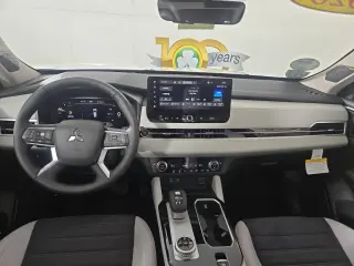 2026 Mitsubishi Outlander