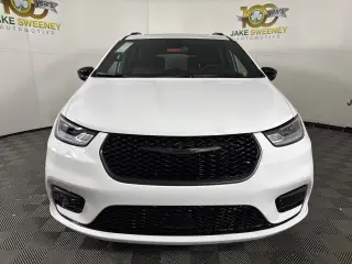 2026 Chrysler Pacifica