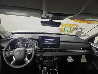 2026 Mitsubishi Outlander