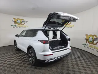 2026 Mitsubishi Outlander
