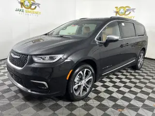 2026 Chrysler Pacifica