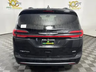2026 Chrysler Pacifica