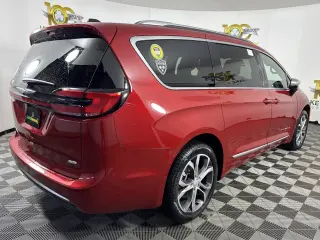 2026 Chrysler Pacifica