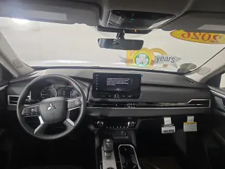 2026 Mitsubishi Outlander