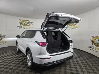 2026 Mitsubishi Outlander