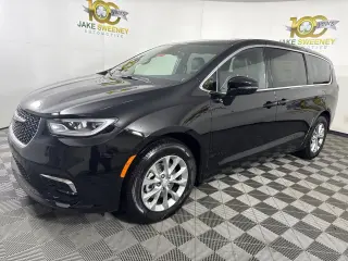 2026 Chrysler Pacifica