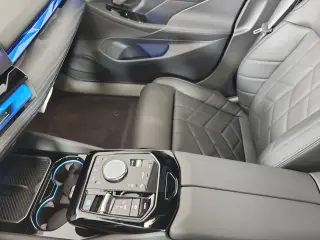 2026 BMW i5