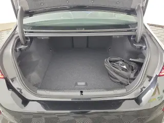 2026 BMW i5
