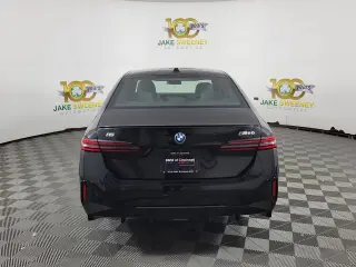 2026 BMW i5