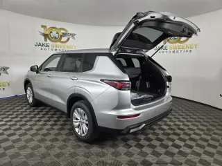 2026 Mitsubishi Outlander