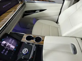 2025 CADILLAC Escalade