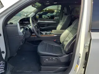 2025 CADILLAC Escalade