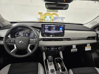 2026 Mitsubishi Outlander