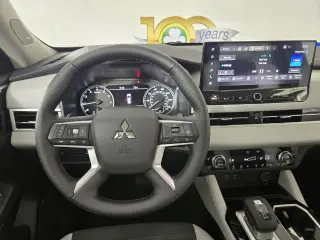 2026 Mitsubishi Outlander