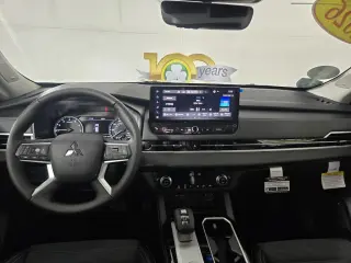 2026 Mitsubishi Outlander