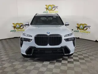 2026 BMW X7