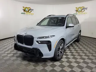 2026 BMW X7