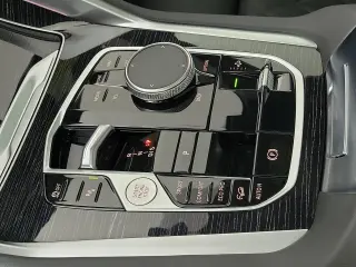 2027 BMW X6