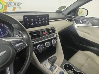 2023 Genesis G70