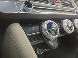 2023 Genesis G70