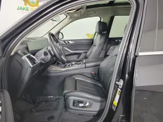 2024 BMW X7