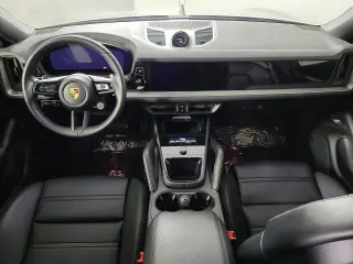 2024 Porsche Cayenne