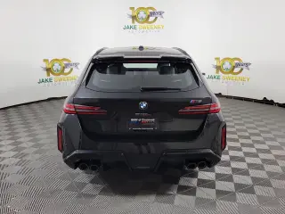 2027 BMW M5