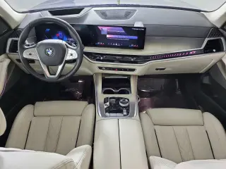 2024 BMW X7