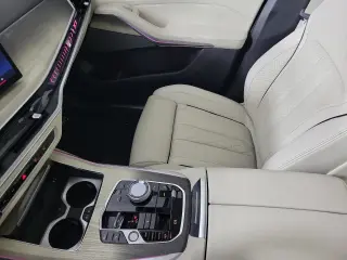2024 BMW X7
