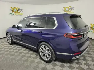2024 BMW X7