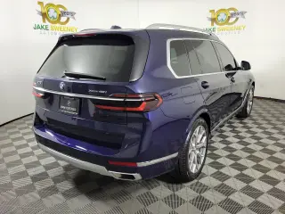 2024 BMW X7