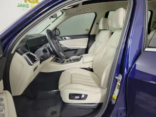 2024 BMW X7