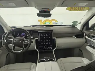 2025 GMC Acadia
