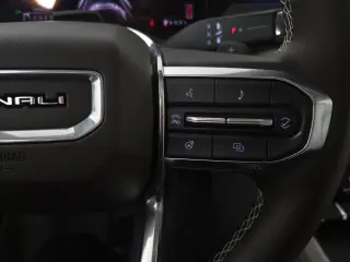 2025 GMC Acadia