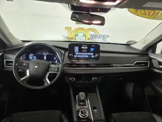 2024 Mitsubishi Outlander