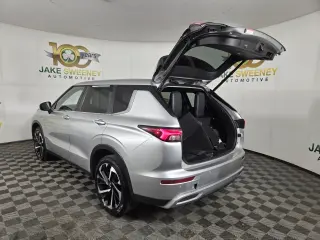 2024 Mitsubishi Outlander