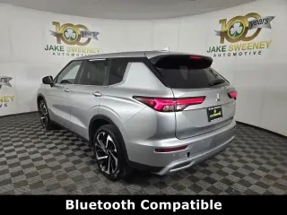 2024 Mitsubishi Outlander