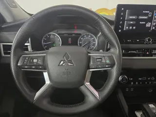 2025 Mitsubishi Outlander
