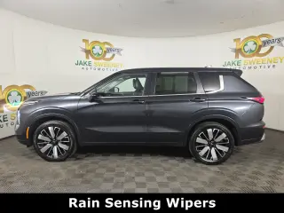 2025 Mitsubishi Outlander