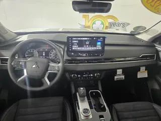 2026 Mitsubishi Outlander