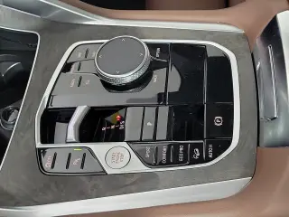 2027 BMW X6