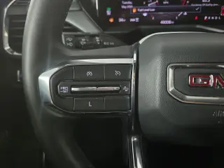 2024 GMC Acadia