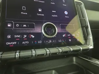 2024 GMC Acadia