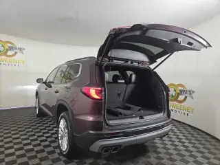 2024 GMC Acadia