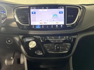 2027 Chrysler Pacifica