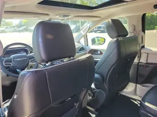 2023 Chrysler Pacifica Plug-In Hybrid