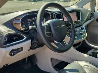 2023 Chrysler Pacifica Plug-In Hybrid