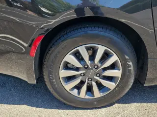 2023 Chrysler Pacifica Plug-In Hybrid