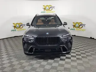 2027 BMW X7