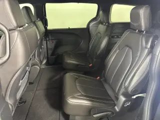 2027 Chrysler Pacifica
